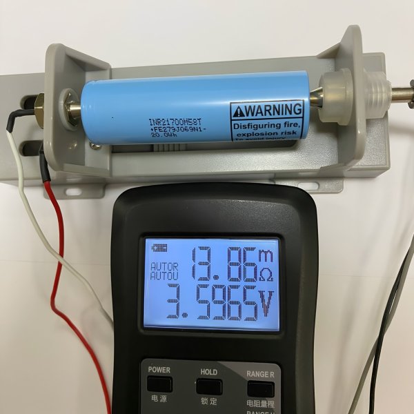 Акумулятор LG INR21700-M58T 5570mAh - 12.5A